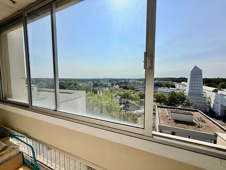location appartement 4 pièces 84 m² à angoulême (16000)