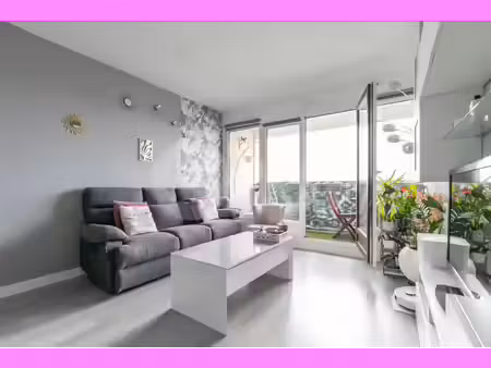 appartement f3 avec balcon cave et parking