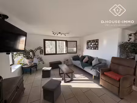 maison en pierres rénovée - vue dégagée - environnement calme - terrain 4 304 m²