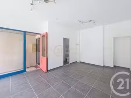 vente immeuble à saint-méen-le-grand (35290) : à vendre / 60m² saint-méen-le-grand