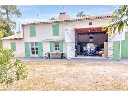 vente maison 8 pièces 170 m² rivedoux-plage (17940)
