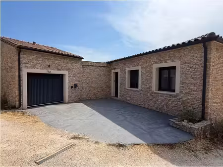location meublée maison 4 pièces 88 m² à salindres (30340)  1 350 €