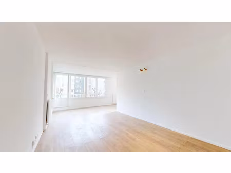 location appartement 2 pièces 55 m2 à champs-sur-marne