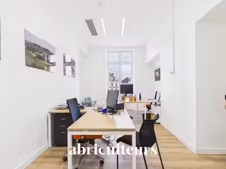 location locaux professionnels 215 m² à bordeaux (33000)  6 329 €