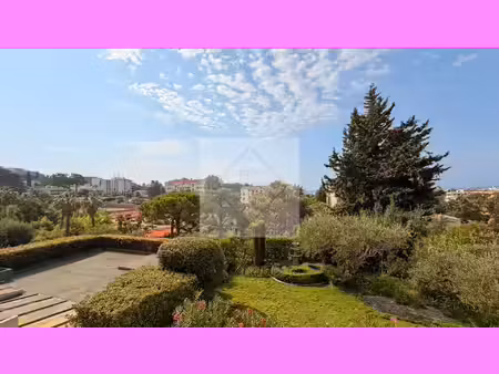 cannes montfleury – superbe 3 pièces rénové – terrasse plein sud – garage – cave