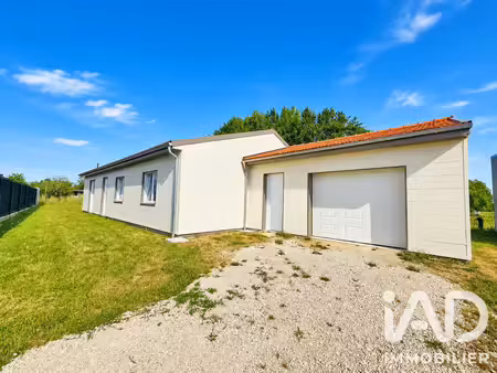 maison de campagne à charmont (51330)