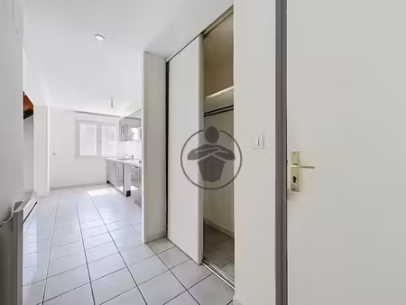 location appartement 2 pièces 51.7 m² à saint-quentin (02100)  550 €