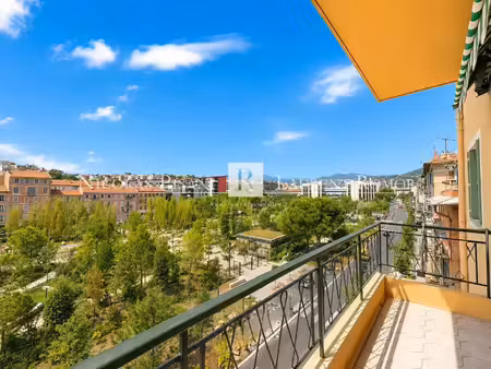 vente appartement 2 pièces 49 m² nice (06000)