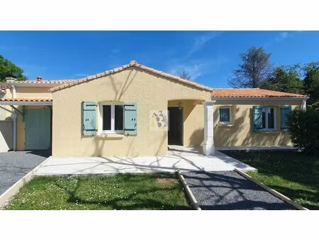 saint yrieix  maison f4  garage  jardin