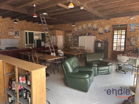 vente locaux professionnels 2 pièces 120 m² à forges (19380)  56 000 €