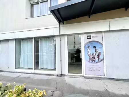 vente locaux professionnels 2 pièces 39 m² à annecy (74000)  160 000 €