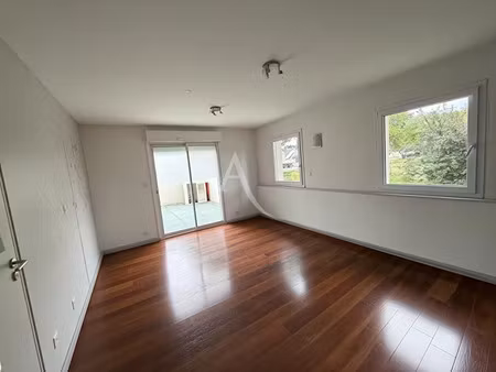 vente locaux professionnels 4 pièces 68.34 m² à pellouailles-les-vignes (49112)  187 500 €