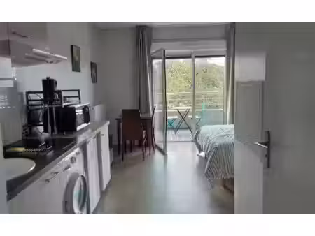 location appartement 1 pièce 24 m² à mérignac (33700)