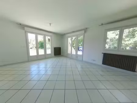 vente locaux professionnels 6 pièces 114.2 m² à fillière (74570)  530 000 €