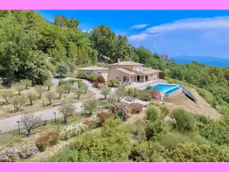 fabuleuse propriété à vendre superbe vue panoramique
