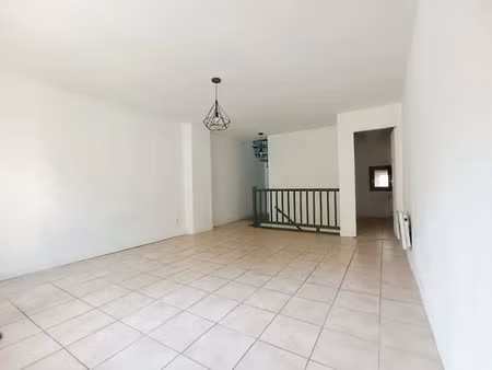 vente maison 3 pièces 90 m² à martigues (13500)  160 000 €