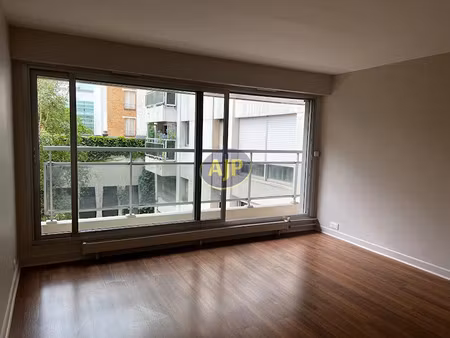 location appartement 2 pièces 55.45 m² à paris 7ème (75007)  1 937 €