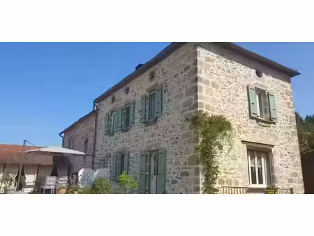 vente maison 6 pièces 150 m² à figeac (46100)  274 300 €