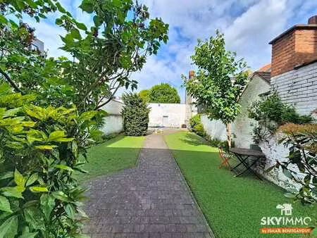maison de caractère 5 ch avec jardin 150 m²