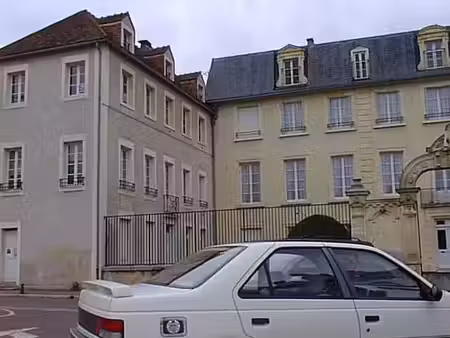location appartement 1 pièce 30 m² à nevers (58000)