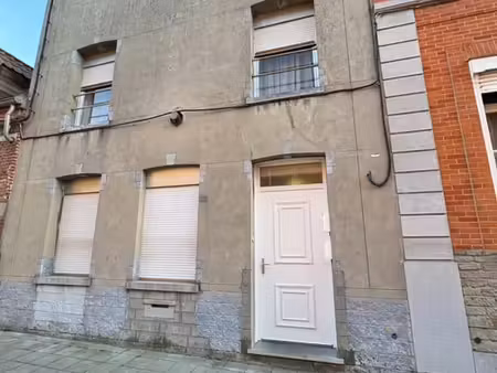 immeuble de rapport comprenant 2 appartements d'une chambre