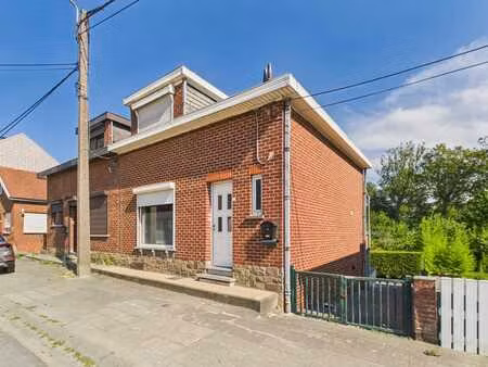 maison 2 chambres avec jardin et parking
