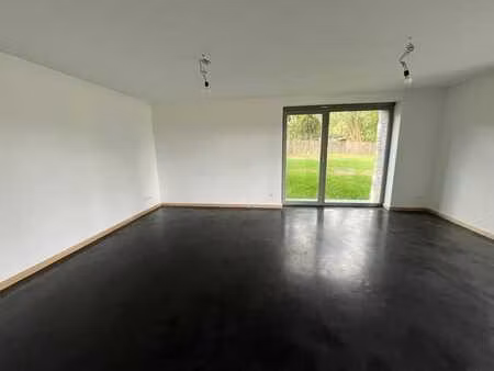 magnifique appartement 3 chambres avec jardin