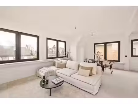 penthouse rénové (epc a) avec jardin et garage à brasschaat