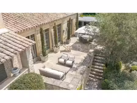 maison de luxe à vendre à saint-maximin