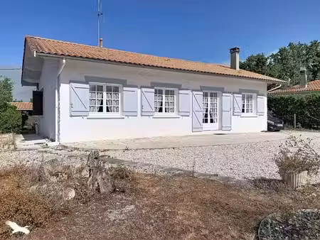 vente maison 4 pièces 96 m² à ares (33740)  416 000 €