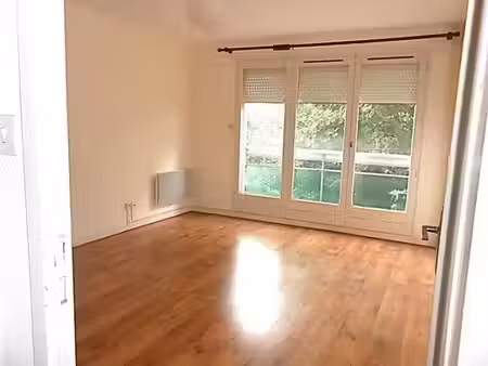 location appartement 1 pièce 24 m² à nevers (58000)  375 €