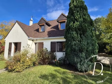 maison traditionnelle au calme 5 chambres