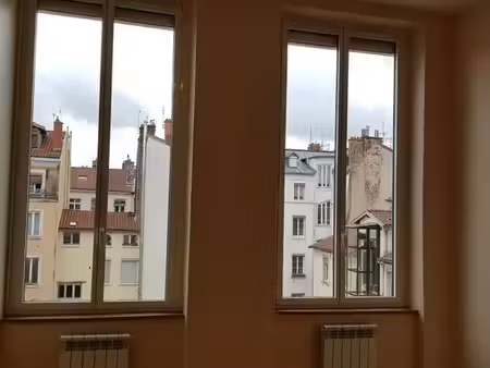location appartement 1 pièce 34 m² à lyon 6 (69006)