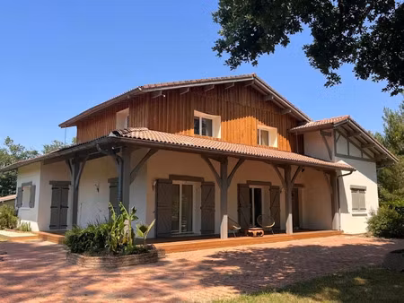 vente villa 6 pièces 254 m² à parentis-en-born (40160)  775 000 €