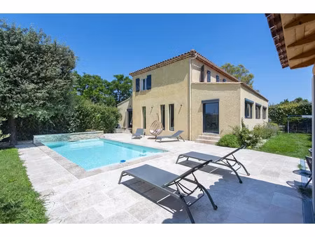vente maison 6 pièces 170 m² à aix-en-provence (13090)  749 000 €