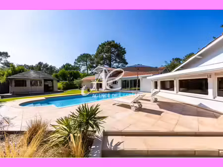 villa de luxe à vendre dans le quartier centre cap ferret