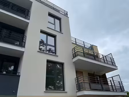 studio à verneuil sur seine - 25.29 m²
