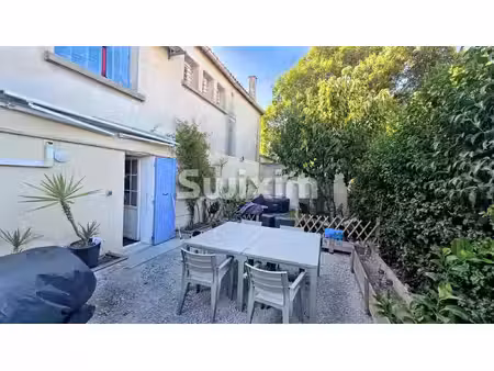 appartement t2 avec bureau – rez-de-jardin – jardin privatif – stationnement