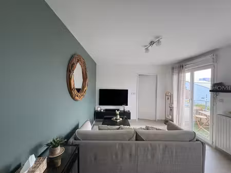 appartement  un chambre résidence récente