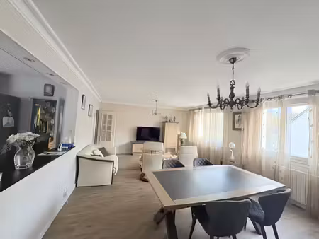 velpeau maison familiale 5 chambres très bien entreten