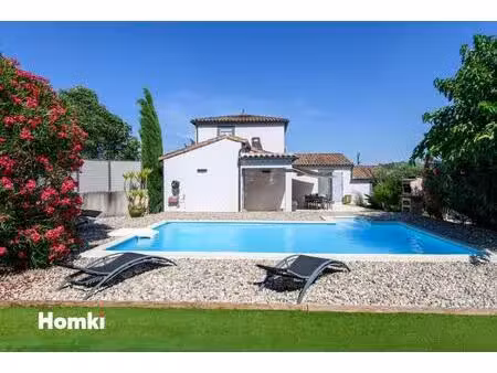 villa 4 pièces de 100m² avec piscine piscine et garage sur quissac