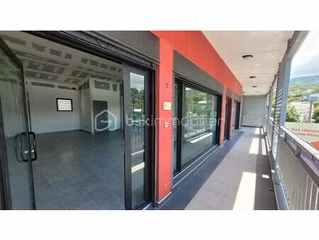local commercial à louer