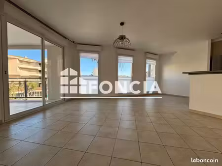 appartement 3 pièces 64 m²