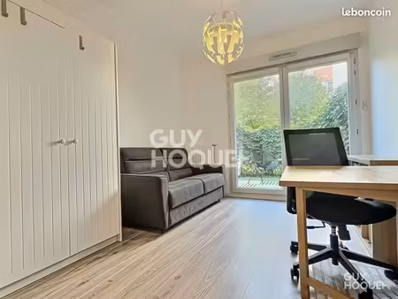 studio 1 pièce 24 m²