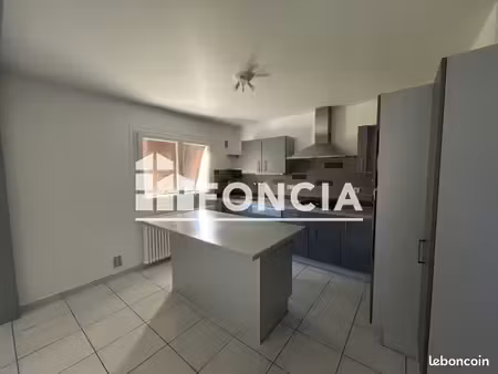 appartement 3 pièces 69 m²