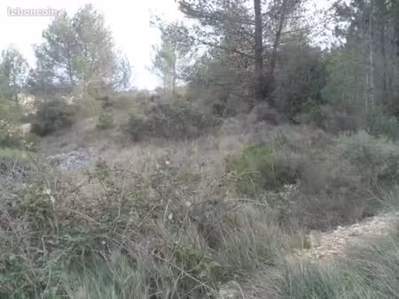 terrain 435 m² ledenon
