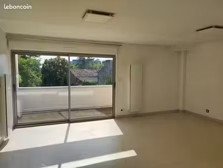 a louer appartement t3 poitiers secteur parc des expositions