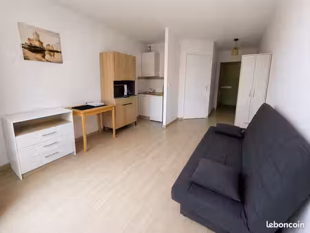 studio 1 pièce 22 m²