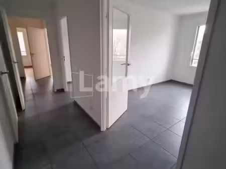 appartement 3 pièces 75 m²
