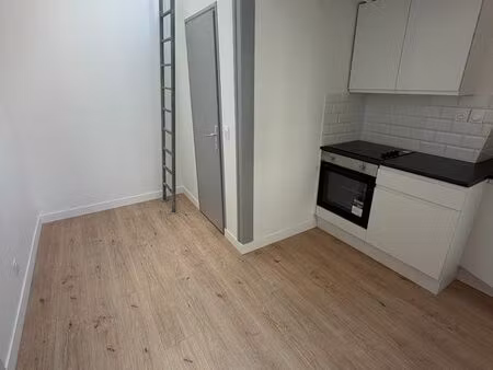 studio hyper centre 50 m de la gare  lille flandres  idéal pour étudiant
